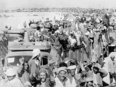 El 6 de noviembre de 1975, la marcha verde traspasó la frontera internacionalmente reconocida del Sahara Occidental