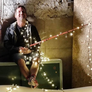 Ha composto "Arrivederci a Bientôt" per l'album "Un monde parfait" di Ilona Mitrecey, che ha venduto più di due milioni di copie tra Francia e Belgio, ottenendo il doppio disco di diamante