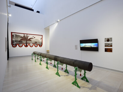 Various artists, Golden repair, exhibition view. Courtesy of Ludwig Museum. Photo by József Rosta © Ludwig Museum – Museum of Contemporary Art