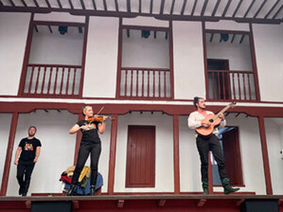 Compañía Fundación Corral de Comedias. Asistir al Festival de Almagro no solo ha sido un deleite para el espíritu, sino que también ha permitido la difusión de conocimientos de la mejor de las maneras