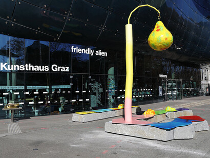 Speak more truth, eat more fruit, exhibition view. Courtesy of Kunsthaus Graz