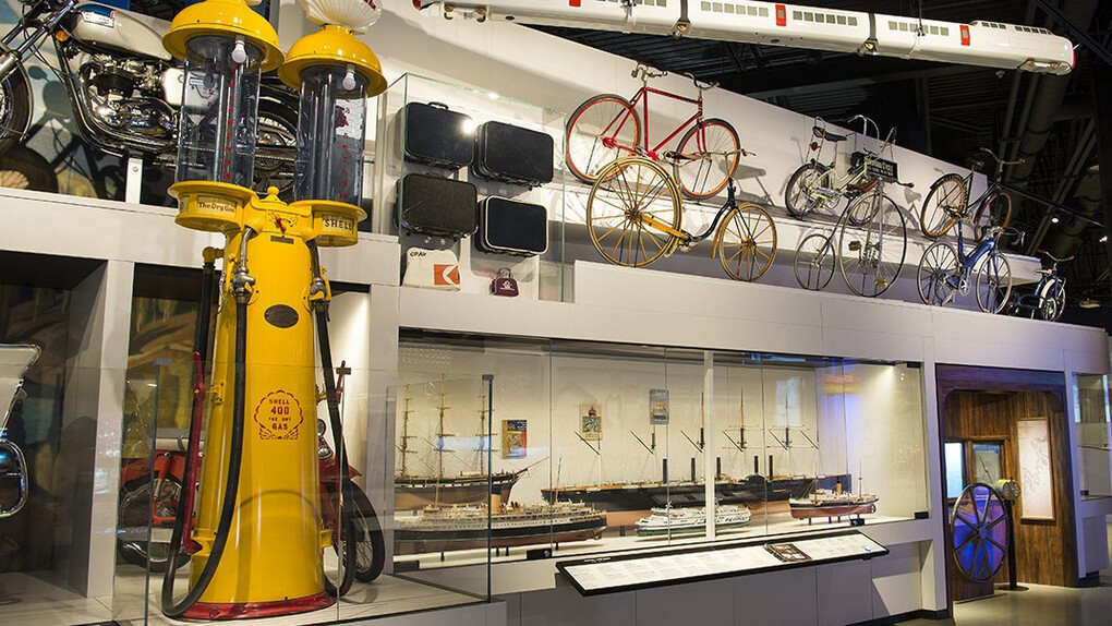 Allée des artefacts, vue d’exposition. Avec l’aimable autorisation d’Ingenium. Musée des sciences et de la technologie du Canada