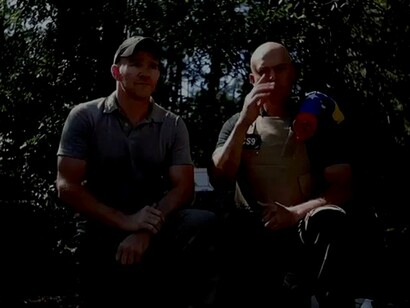 Jordan Goudreau y el capitán Javier Nieto Quintero en el video en el que detallan la Operación Gedeón