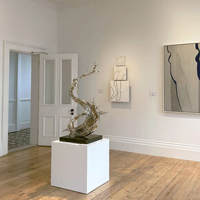 Various artists, Seeing is believing, exhibition view. Courtesy of Sundaram Tagore Gallery