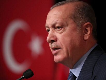 La pregunta de rigor es, una vez más, hasta dónde permitirán las fuerzas occidentales que la influencia de Turquía se pueda ampliar sin que posteriormente se transforme en un enemigo poderoso