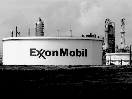 Instead of heading a project for the betterment of living conditions of children and their families in Equatorial Guinea, the President complied with State Department’s wish to create a more favorable context for Exxon Mobil’s continued exploitation of oil and gas resources in Equatorial Guinea (EG). 