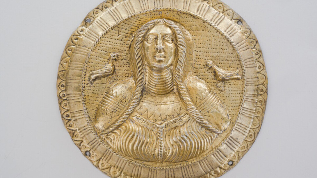 Horse-harness ornament with a female bust, possibly a Thracian Mother Goddess, 200–100 BCE. Courtesy of J. Paul Getty Museum