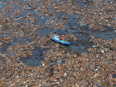 Marine pollution is also to threaten public health around the world