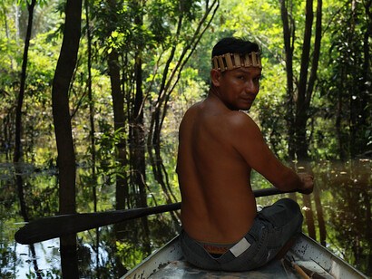 Nativo de la selva amazónica