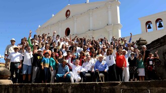 Participantes en el Festival de Poesía de Granada en una edición anterior