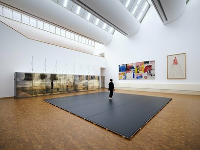 Fünf freunde: John Cage, Merce Cunningham, Jasper Johns, Robert Rauschenberg, Cy Twombly, ausstellungsansicht. Mit freundlicher genehmigung des Museum Ludwig