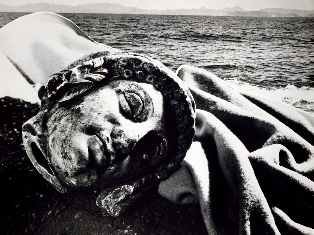 Florence Henri, Composition, The Glory that was Greece vers 1933, Photomontage, épreuve gélatino-argentique datée de 1975, 23,5 x 29,5 cm, Collection particulière, courtesy Archives Florence Henri, Gênes. Florence Henri © Galleria Martini & Ronchetti