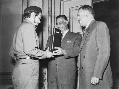 Nasser, presidente de Egipto entre 1954 y 1970, y el Che Guevara