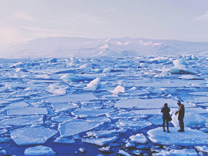 Hielo fracturado. El cambio climático hace referencia a los cambios a largo plazo de las temperaturas y los patrones climáticos
