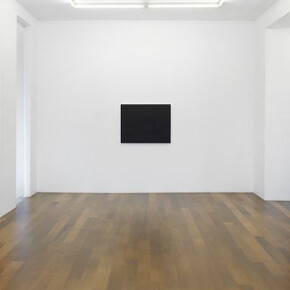 André Butzer, Exhibition view. Courtesy of Galerie Xippas