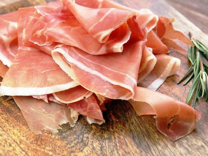 Prosciutto crudo di San Daniele, prodotto DOP di San Daniele del Friuli (UD), Italia