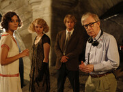 Allen, con el reparto de ‘Midnight in Paris’: Marion Cotillard, Alison Pill y Owen Wilson