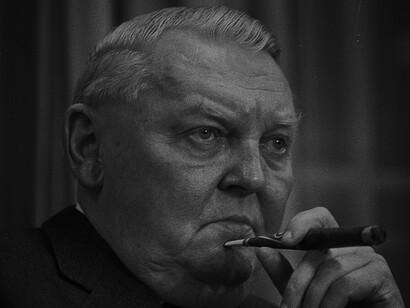 End of the visit of Federal Chancellor Ludwig Erhard, press conference in the Nieuwspoort in The Hague