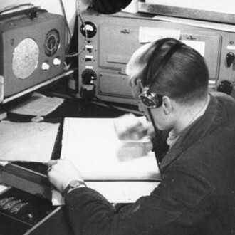 Máquina Enigma. Courtesy of Espacio Fundación Telefónica