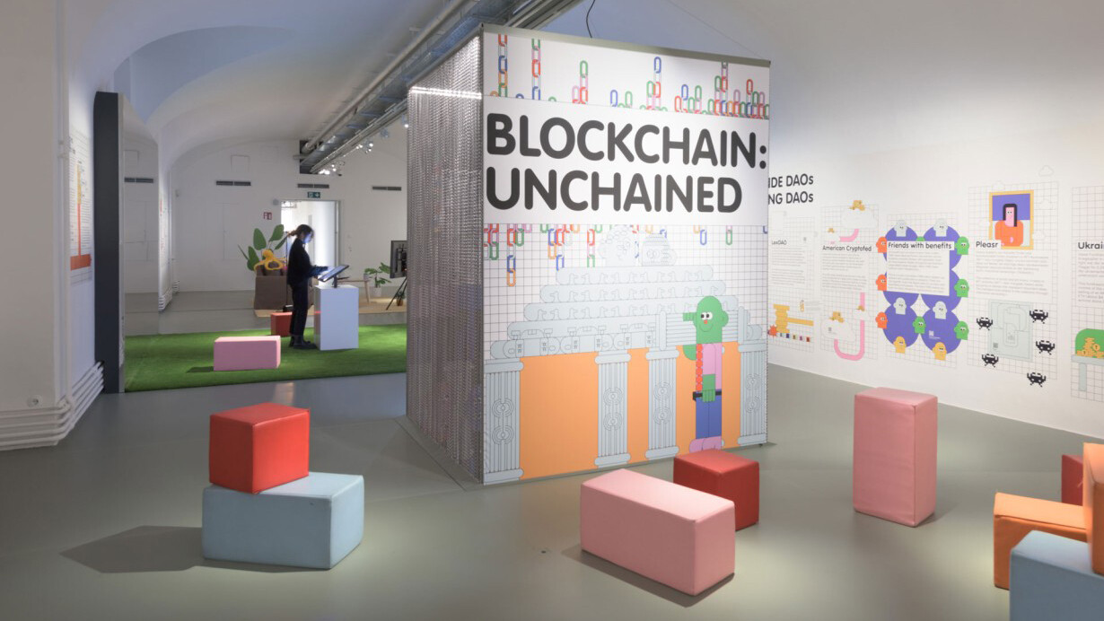 Blockchain, unchained. New tools for democracy, exhibition view. Courtesy of Museum für angewandte Kunst
