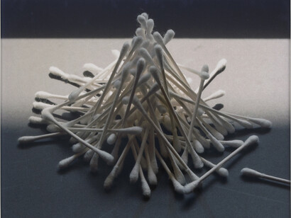 Torbjørn Rødland, Shadow Work No.1, 2014.
Chromogenic print, 23.62 x 29.92 inches; 60 x 76 cm