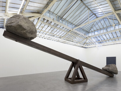 Hundred Thousand Light Years, exhibition view. Courtesy of VNH