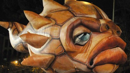 Gigantesco pez malhumorado en la Cabalgata de Reyes de Madrid