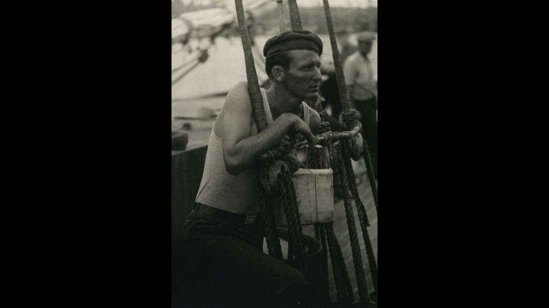 Doris Ulmann (American, 1882–1934) Sailor, possibly Mobile, AL, ca. 1932 Posthumous gelatin silver print, printed by Samuel Lifshey, ca. 1934–37, 8 x 6 inches. Berea College Art Collection, Bequest of Doris Ulmann, Accession 