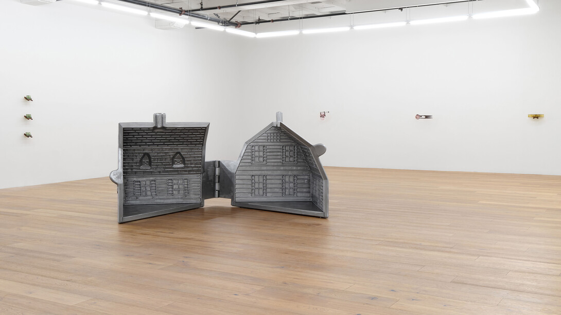 Sula Bermudez-Silverman, Mole, mold, molt, exhibition view. Courtesy of Hannah Hoffman Gallery