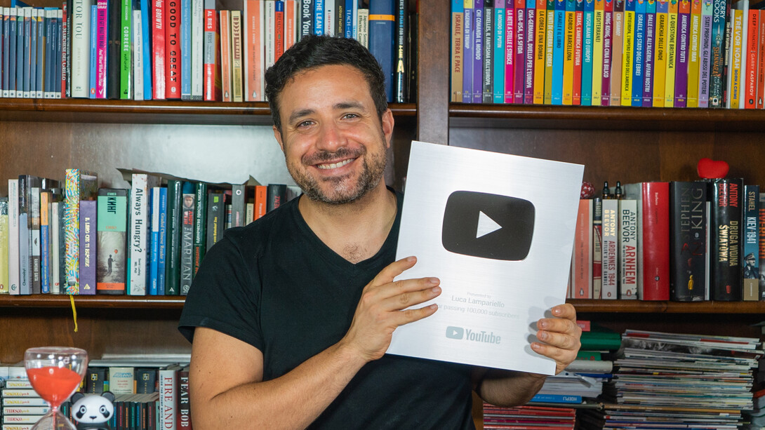 Luca Lampariello est très populaire sur les réseaux sociaux