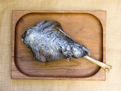 Işıl Eğrikavuk, A Roast from the Heart: Solid as a rock, I stand here, Pluto's Kitchen, 2017, co- commissioned by Open Space Contemporary and Block Universe. Photo and credits: © Martina O'Shea Courtesy Block Universe; Open Space Contemporary; the artist
