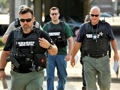 A vigilância policial em Orlando após o massacre