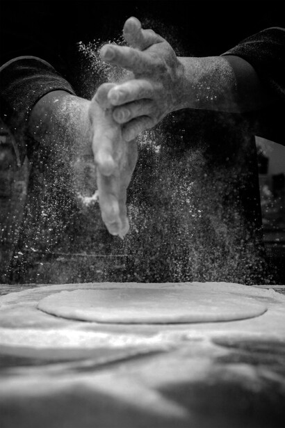 Cozinhar. Aconteceu comigo e agora pode acontecer com você, hoje eu navego em conhecimentos para práticas novas que chegam aos poucos em minha vida