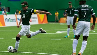 Partida de futebol de 5 da seleção brasileira nos Jogos Paralímpicos de Rio 2016