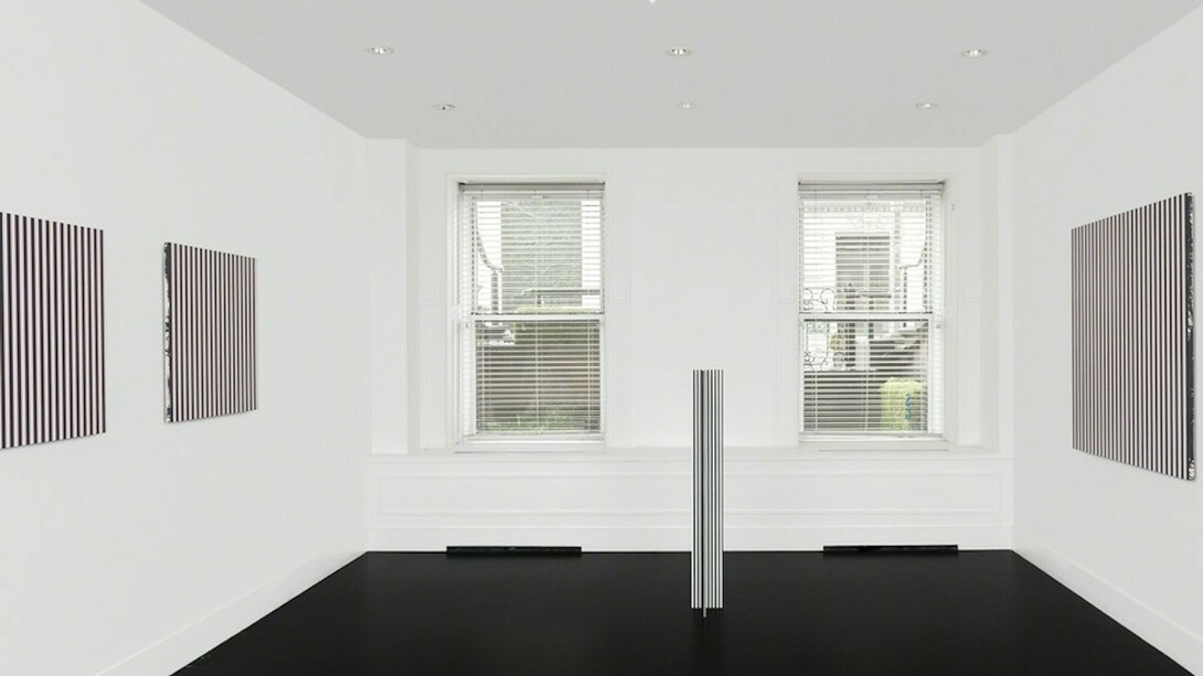 Michael Scott, exhibition view. Courtesy of Sandra Gering Inc