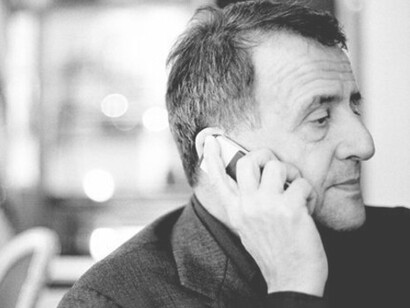 Giuseppe Di Leva, autore del libretto del “Don Chisciotte” di Henze-Paisiello, sa raccontare con precisione e sfumature la nascita del Cantiere