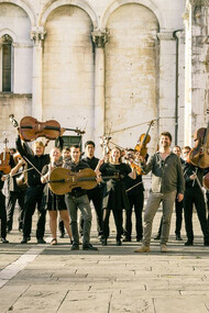 Orchestra - Piazza San Michele, Lucca - agosto 2016. Foto Peter Adamik