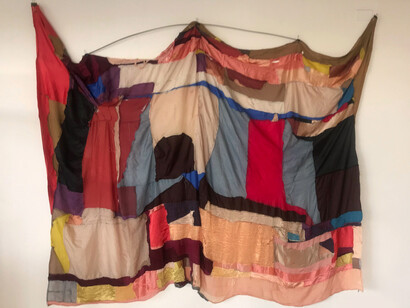 Obra de Berta Alegría en «Mayinca Textil», galería de la escuela Casa del Artista