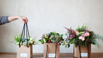 Regalos florales de Sally Hambleton. Foto: luciamphotography.com 