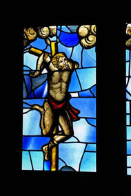 Crocifissione, vetrata del Duomo di Milano