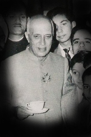 NOAL: Zu ihren Gründern zählten der jugoslawische Präsident Josip Broz Tito, der ägyptische Präsident Gamal Abdel Nasser und der indische Premierminister Jawaharlal Nehru. Bild: Der indische Premierminister Jawaharlal Nehru