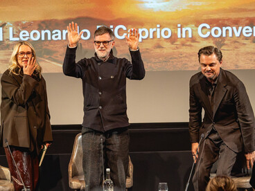 Paul Thomas Anderson and Leonardo DiCaprio in 2025