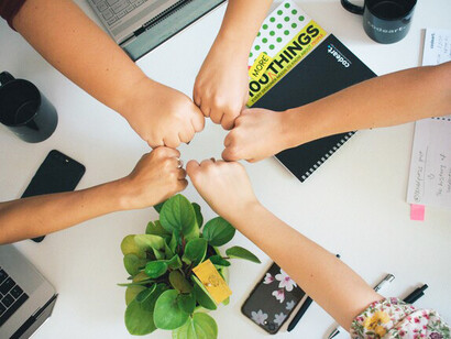 Team. L’energia emotiva nasce quando il gruppo si concentra su un obiettivo comune, come può esserlo un determinato progetto