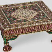 Immensely adoring emerald. Courtesy of the State Hermitage Museum