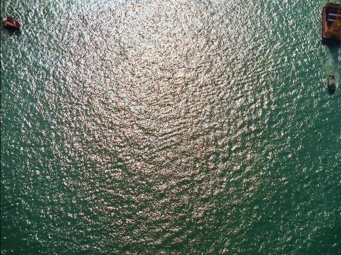 Laurent Grasso, Radio Ghost, 2003, Collection frac île-de-france, ©Adagp, Paris