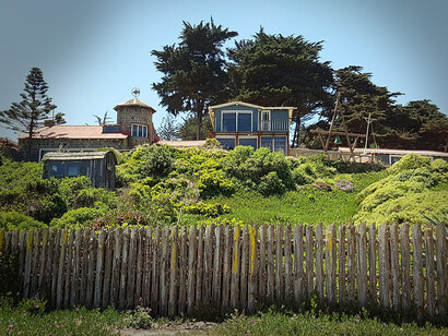 Isla Negra, Cile. Vista dalla spiaggia della casa-museo di Pablo Neruda