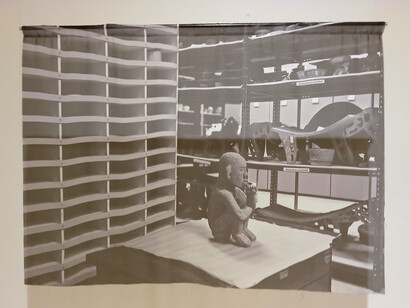 Teresa Correa; «Serie almacenes, archivos y depósitos de museos», 2024. Fotografía cortesía de la artista