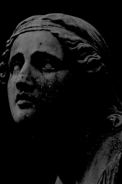 Tantos siglos de dolor