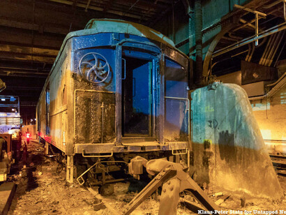 In this underground space, everything was made so large that it could even fit entirely FDR's armor-plated Pierce Arrow car