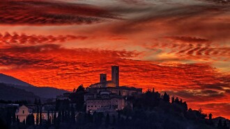 Tramonto a San Severino Marche (MC), Italia